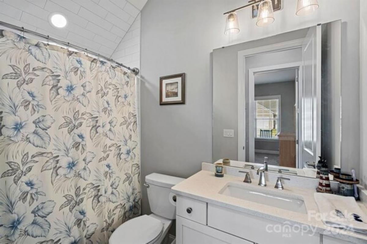 4 bedrooms House in Sherrills Ford, USA No. 385452