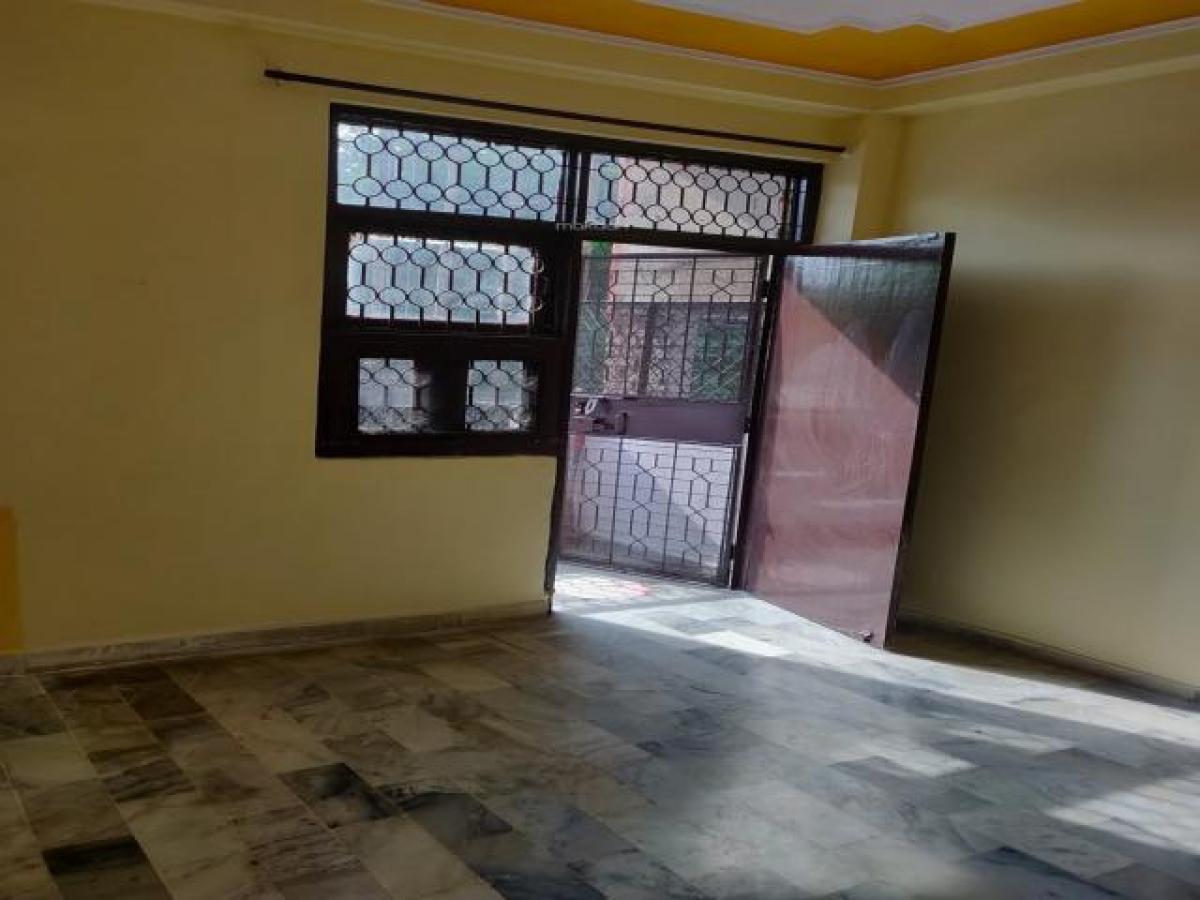 Студия в Газиабад, Индия № 28860