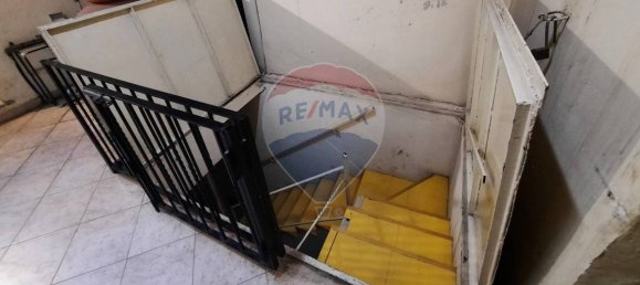 Склад с 3 спальнями в Катания, Италия № 329274 5