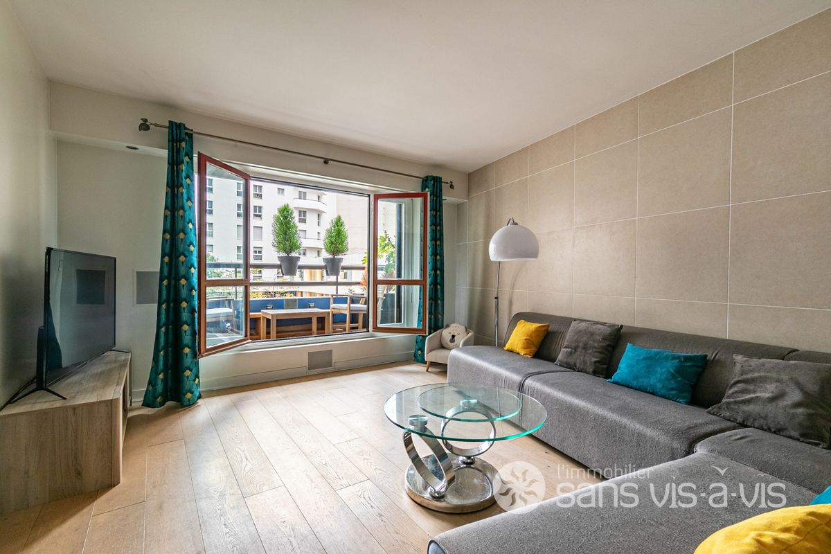 4 غرف نوم شقة في Courbevoie, France رقم 171710