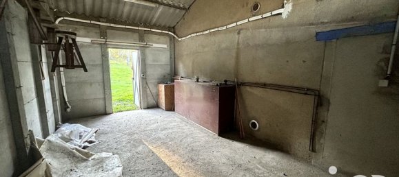 Casa de 4 habitaciónes en Saint-Gilles, France No. 47435 5