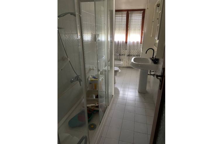 5 rooms Building in Cagliari, Italy No. 252942