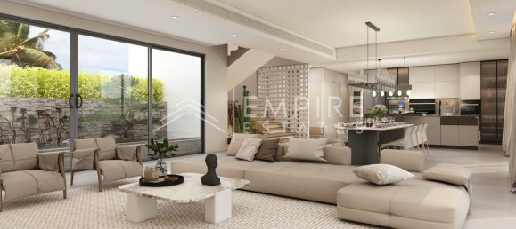 5 bedrooms Villa in Bang Tao, Thailand No. 10998 2