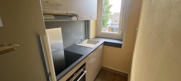 2 Schlafzimmer Doppelhaus in Chambly, France, Nr. 243383 3