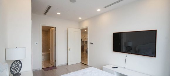3 bedrooms Apartment in District 1, Vietnam No. 18235 19