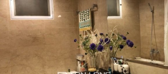 Apartamento de 3 dormitorios en Tay Ho, Vietnam No. 1539 13