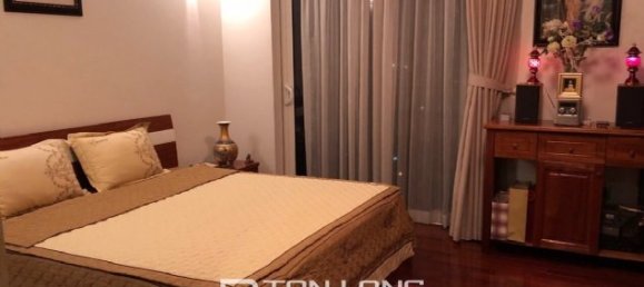 Apartamento de 3 dormitorios en Tay Ho, Vietnam No. 1539 11