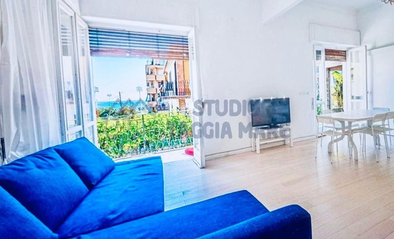 4 rooms Villa in Sanremo, Italy No. 306347