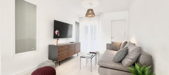 Dúplex de 3 dormitorios en Estepona, Spain No. 185364 8