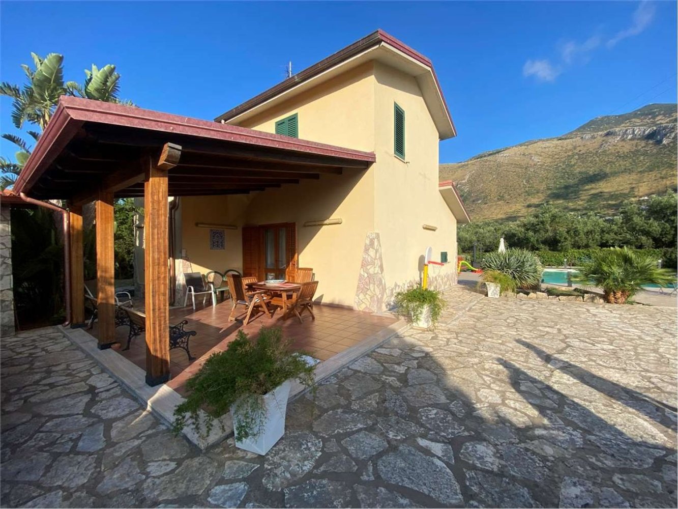 Вилла с 5 спальнями в Кастелламмаре дель Гольфо, Италия № 403949