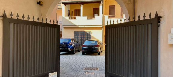 611m² Building in Fagnano Olona, Italy No. 213844 13