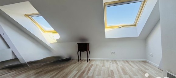 Casa de 5 habitaciónes en Joue-les-Tours, France No. 277680 15