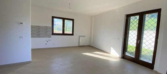 4-Zimmer Haus in Lariano, Italy, Nr. 130738 9