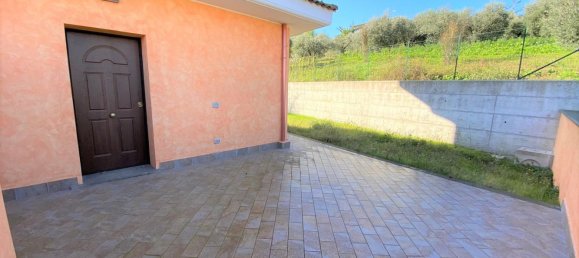 4-Zimmer Haus in Lariano, Italy, Nr. 130738 5