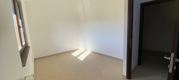 4-Zimmer Haus in Lariano, Italy, Nr. 130738 19