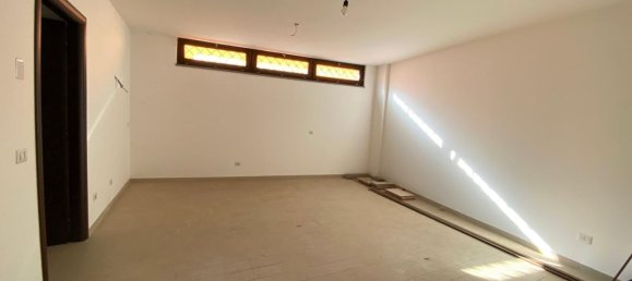 4-Zimmer Haus in Lariano, Italy, Nr. 130738 22