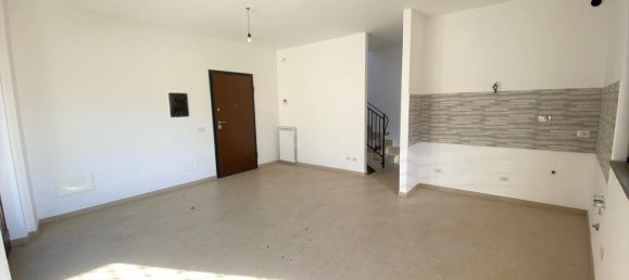 4-Zimmer Haus in Lariano, Italy, Nr. 130738 10