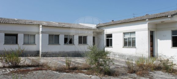 Lagerhaus in Abrantes, Portugal 5426m², Nr. 77186 21