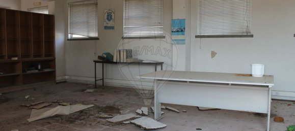 Lagerhaus in Abrantes, Portugal 5426m², Nr. 77186 26