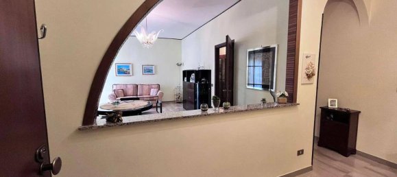 4-salle Appartement à San Giorgio Ionico, Italy No. 107010 8