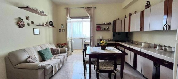 4-salle Appartement à San Giorgio Ionico, Italy No. 107010 11