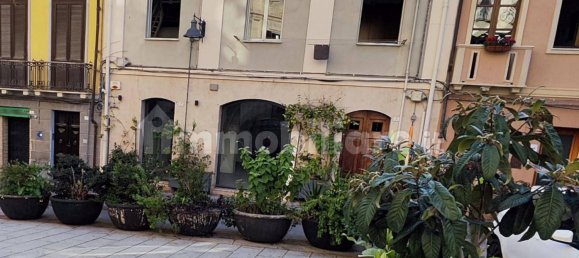  عقار تجاري في Cagliari, Italy 195متر مربع رقم 315107 10