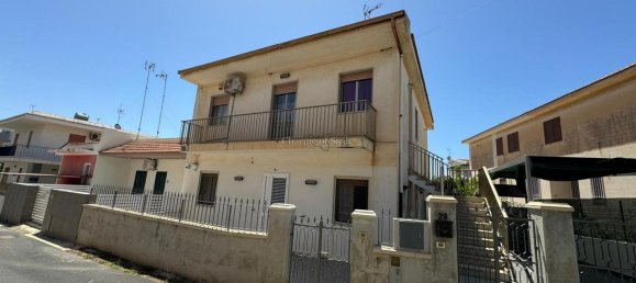 3-salle Appartement à Modica, Italy No. 236168 13