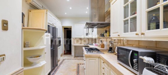 5 غرف نوم شقة في Rome, Italy رقم 72557 9