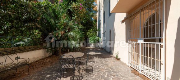 5 غرف نوم شقة في Rome, Italy رقم 72557 28