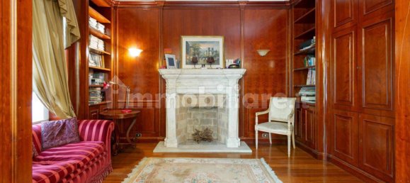 5 غرف نوم شقة في Rome, Italy رقم 72557 7