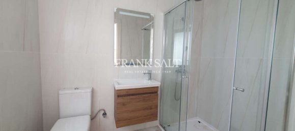 2 chambres Appartement à Ta' Xbiex, Malta No. 7687 4