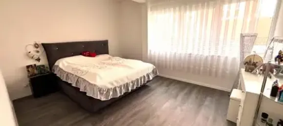 8 غرف نوم بناية في Esslingen, Germany رقم 17881 9