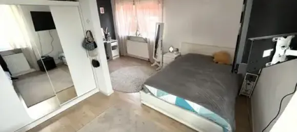 8 غرف نوم بناية في Esslingen, Germany رقم 17881 34