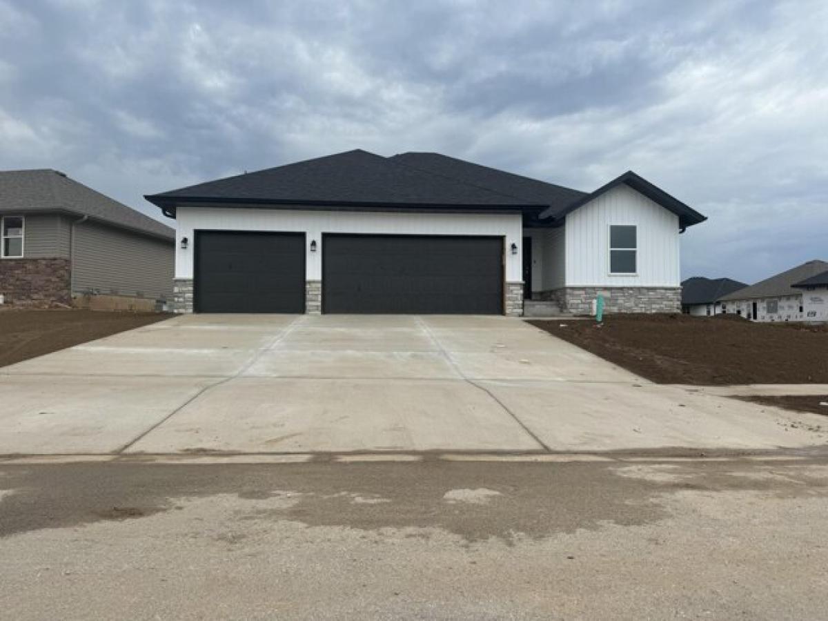 3 bedrooms House in Nixa, USA No. 408584