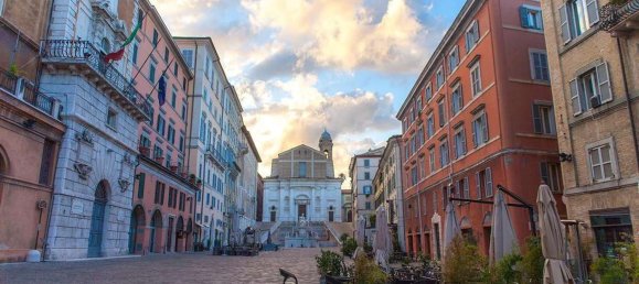 Propriété commerciale à Ancona, Italy 180m² No. 115854 6