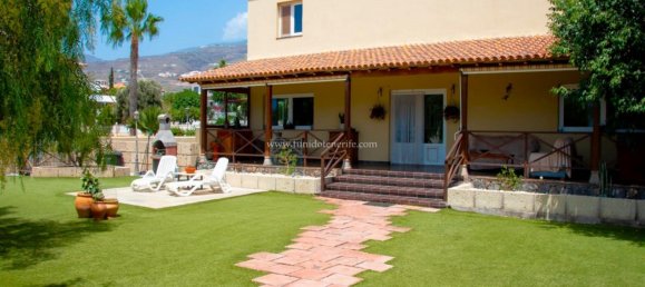 4 bedrooms Villa in La Orotava, Spain No. 9155 11