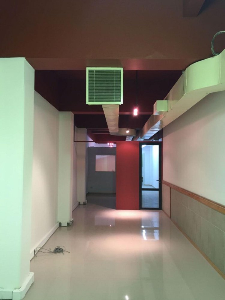 Bureau à Buenos Aires, Argentina 285m² No. 106603