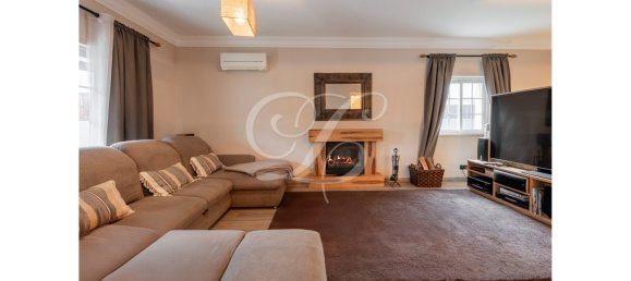 3 bedrooms Villa in Cascais, Portugal No. 100162 6