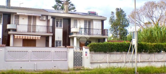 Вилла с 3 комнатами в Анцио, Италия № 207792 3