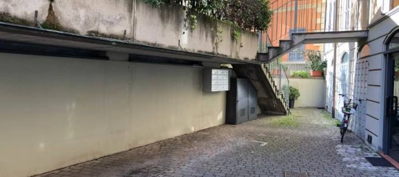 2 bedrooms Apartment in Parma, Italy No. 286939 7