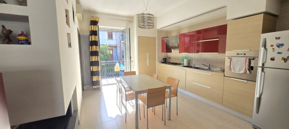 4-Zimmer Wohnung in Afragola, Italy, Nr. 150470 2