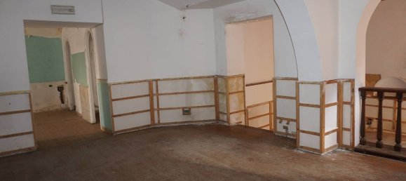 135m² Commercial property in Castelvetrano, Italy No. 125348 8