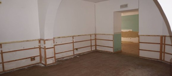 135m² Commercial property in Castelvetrano, Italy No. 125348 9