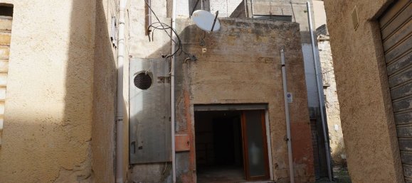 135m² Commercial property in Castelvetrano, Italy No. 125348 10