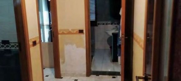5 rooms Apartment in Crispano, Italy No. 13822 11