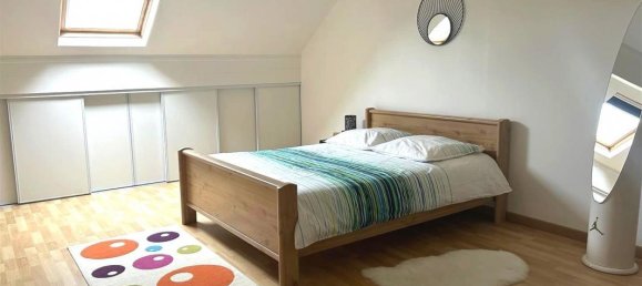 3 bedrooms House in Ozoir-la-Ferriere, France No. 188112 4