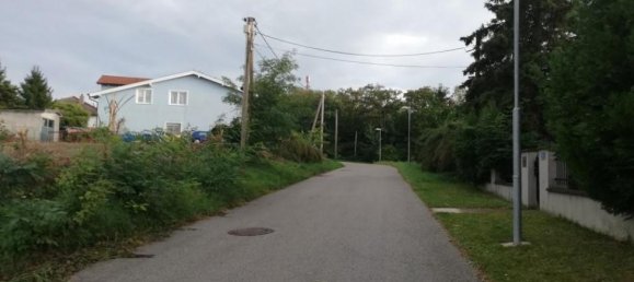  Land in Steinbrunn, Austria No. 42456 4