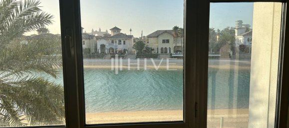 4 bedrooms Villa in Palm Jumeirah, UAE No. 56510 28