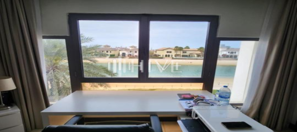 4 bedrooms Villa in Palm Jumeirah, UAE No. 56510 3