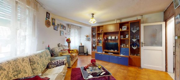 Casa de 5 habitaciónes en San Benedetto Val di Sambro, Italy No. 105879 11